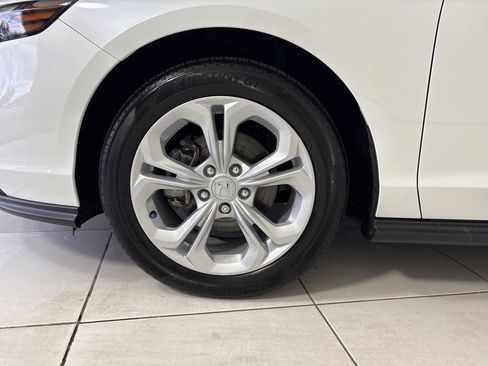 Used 2024 Honda Accord LX image 9