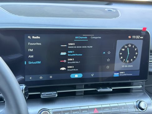 New 2026 Hyundai Kona SEL Premium image 24