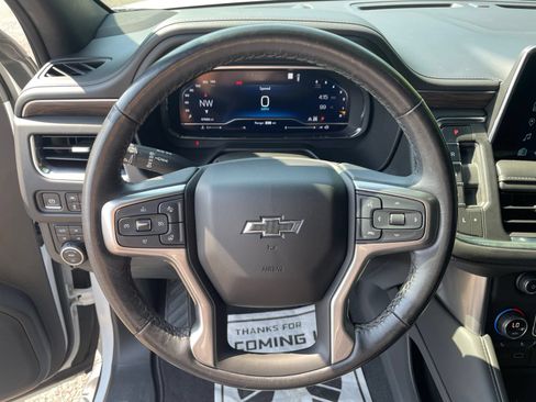 Used 2022 Chevrolet Tahoe Z71 w/ Z71 Off-Road Package AWD/4WD image 21