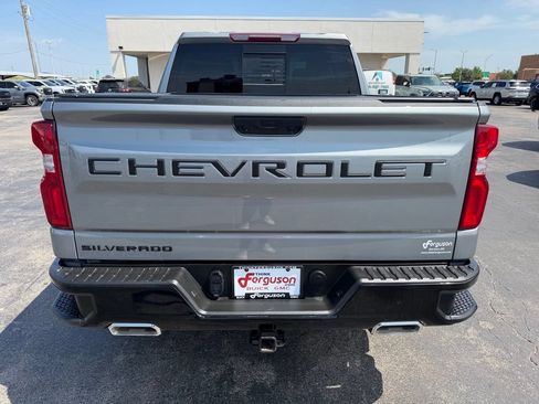 Used 2024 Chevrolet Silverado 1500 LT Trail Boss w/ Convenience Package II AWD/4WD image 9