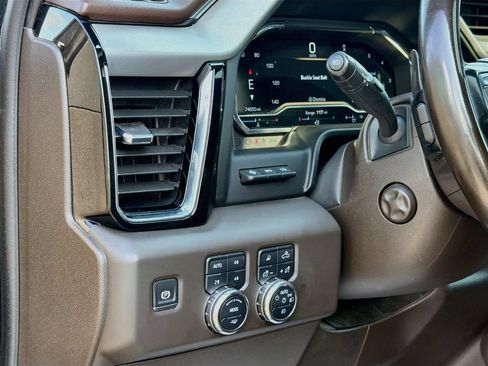 Used 2024 GMC Sierra 1500 Denali w/ Technology Package AWD/4WD image 10