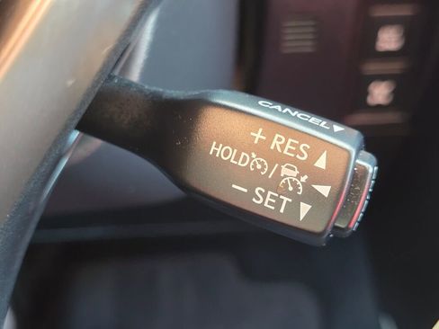 Used 2023 Lexus GX 460 Luxury w/ Sport Design Package AWD/4WD image 42