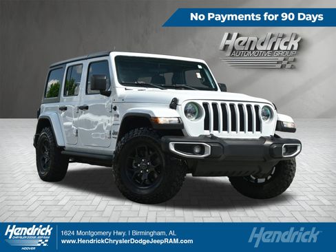 Used 2019 Jeep Wrangler Unlimited Sahara w/ Safety Group AWD/4WD image 1