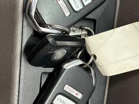 Used 2016 Honda Odyssey EX-L image 40