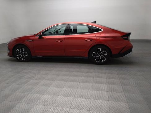 Used 2024 Hyundai Sonata SEL FWD image 3