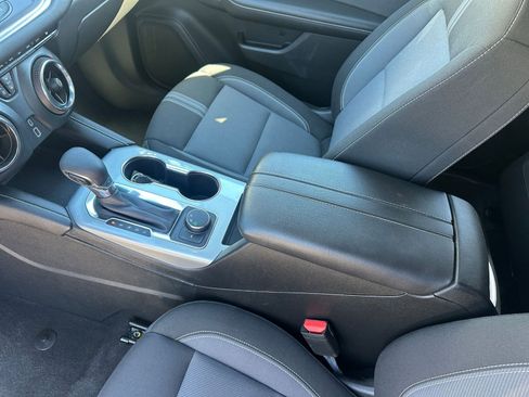 Used 2025 Chevrolet Blazer LT image 41