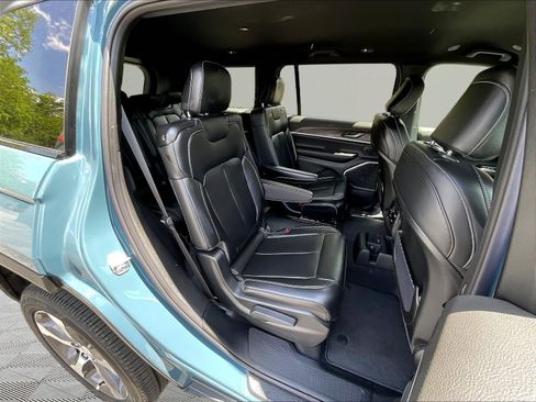 New 2026 Jeep Grand Cherokee L Limited AWD/4WD image 19