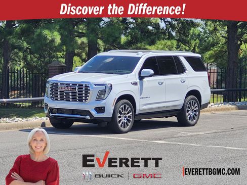 Used 2026 GMC Yukon Denali w/ Sun & Power Step Package AWD/4WD image 1