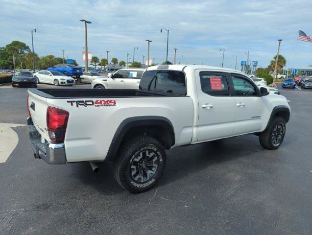 Used 2019 Toyota Tacoma TRD Off-Road AWD/4WD image 6