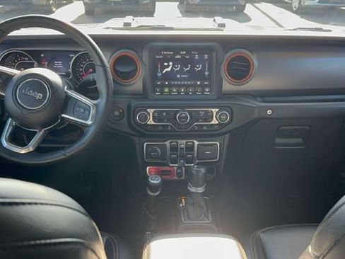 Used 2022 Jeep Gladiator Mojave w/ LED Lighting Group AWD/4WD image 29