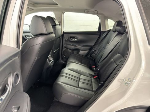 New 2026 Honda HR-V EX-L image 15