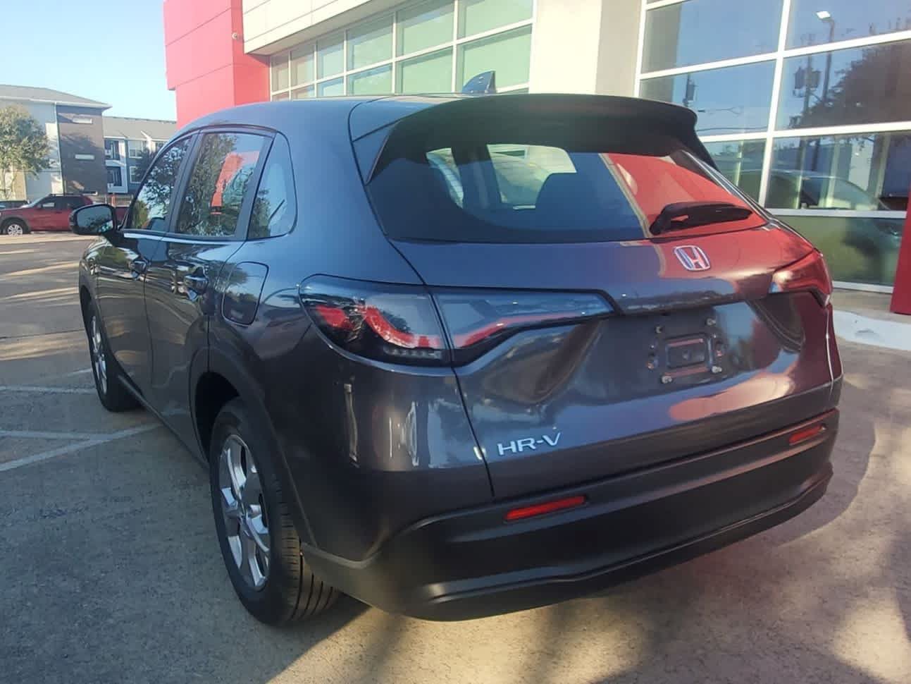 Used 2025 Honda HR-V LX image 4