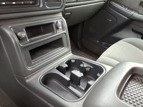 Used 2003 Chevrolet Silverado 3500 LS AWD/4WD image 16