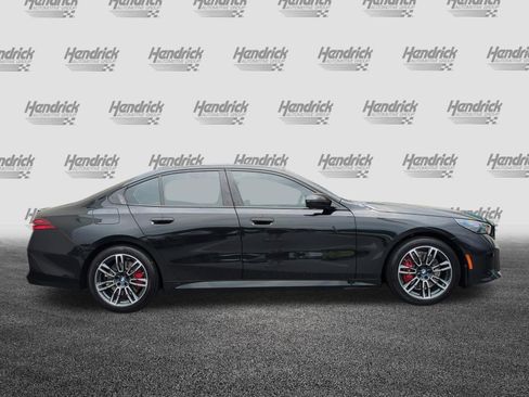 Used 2027 BMW 530i xDrive w/ M Sport Package AWD/4WD image 11