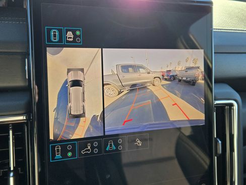 Certified 2025 GMC Yukon Denali image 19