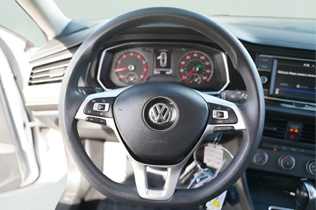 Used 2019 Volkswagen Jetta S w/ Driver Assistance Package FWD image 10