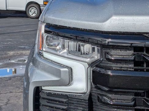 Used 2024 Chevrolet Silverado 1500 LT Trail Boss image 10