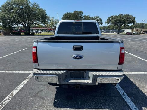 Used 2011 Ford F250 Lariat w/ Lariat Interior Pkg image 6