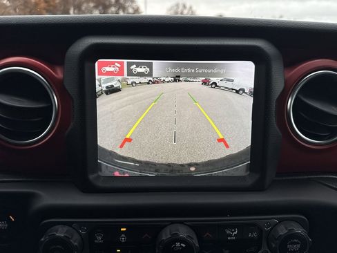 Used 2021 Jeep Wrangler Rubicon image 23