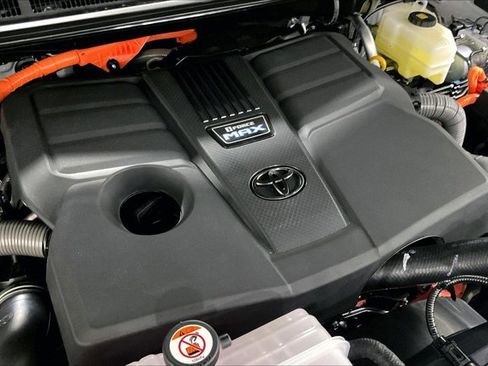 New 2026 Toyota Sequoia Platinum AWD/4WD image 32