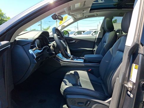 Used 2020 Audi Q8 Prestige w/ Prestige Package AWD/4WD image 19