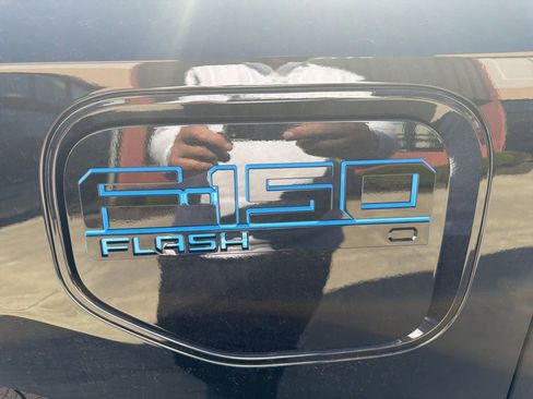 New 2025 Ford F150 Lightning Flash AWD/4WD image 14