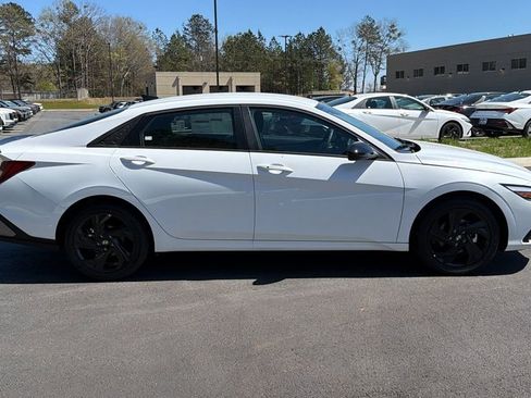 New 2026 Hyundai Elantra Sport image 4