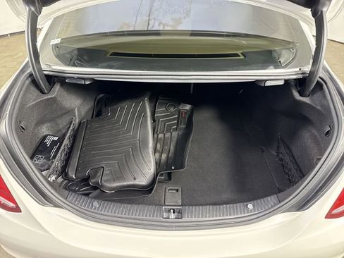 Used 2018 Mercedes-Benz C 300 4MATIC Sedan image 32