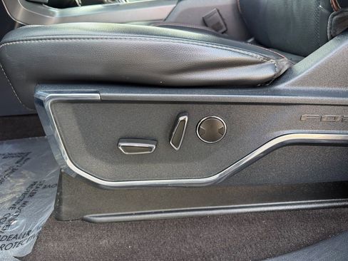 Used 2021 Ford F150 Lariat w/ Trailer Tow Package image 6