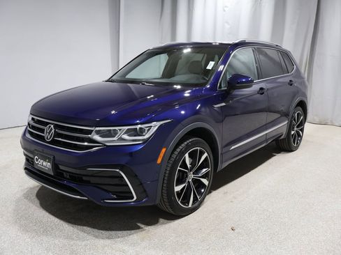 Used 2022 Volkswagen Tiguan SEL R-Line image 5