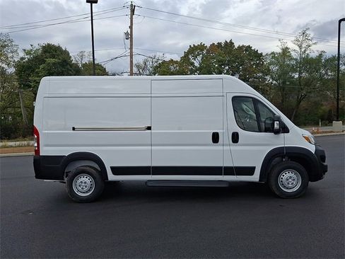 New 2026 RAM ProMaster 2500 w/ Convenience Group image 11