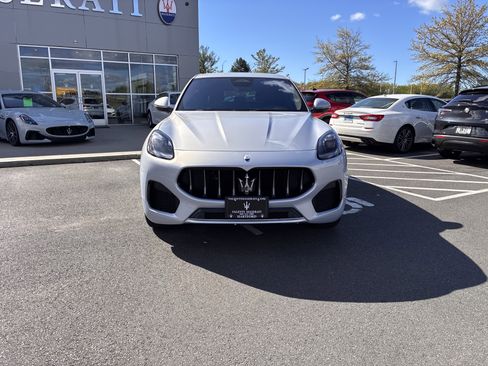 Used 2024 Maserati Grecale GT AWD/4WD image 3