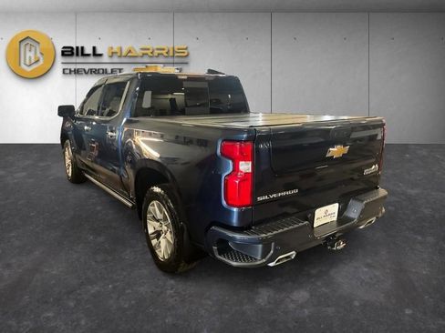 Used 2022 Chevrolet Silverado 1500 High Country w/ Z71 Off-Road Package AWD/4WD image 12