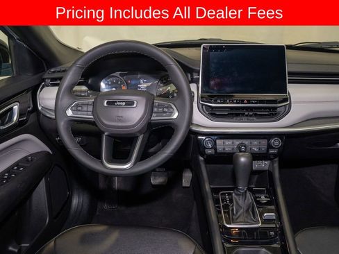Used 2024 Jeep Compass Limited AWD/4WD image 6