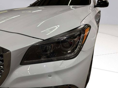 Used 2018 Genesis G80 3.3T Sport image 10