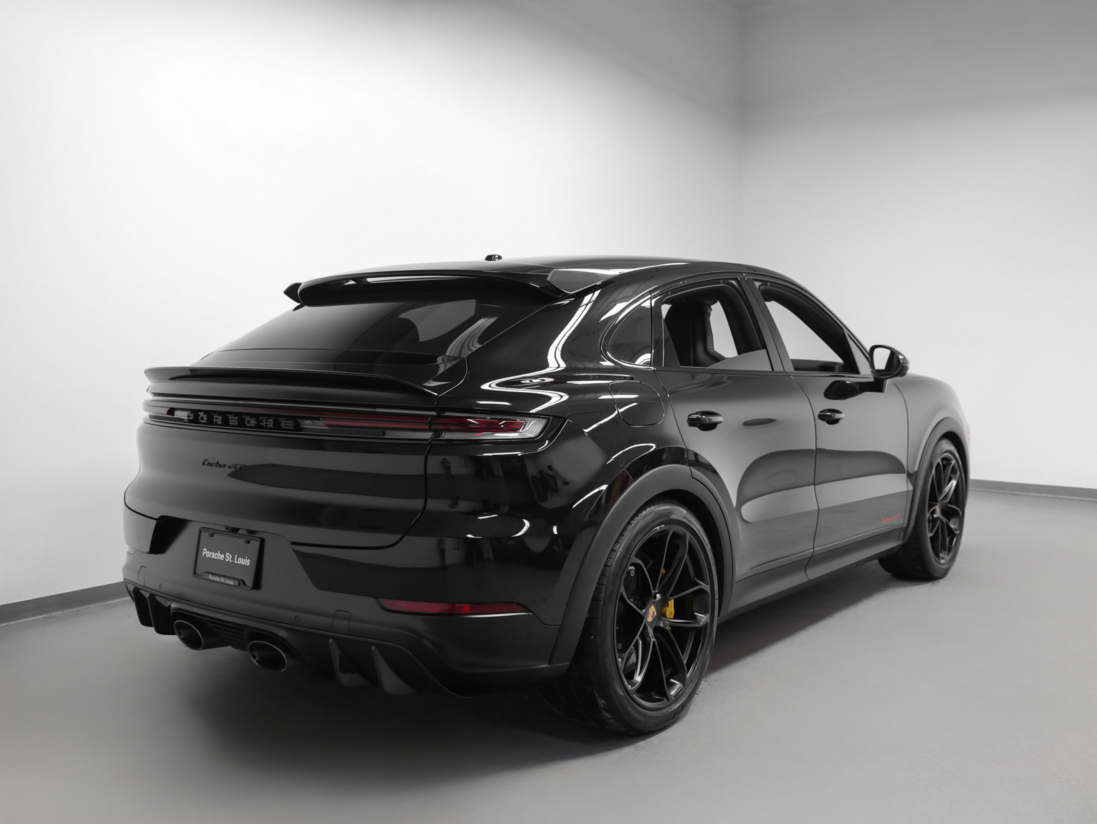 Certified 2024 Porsche Cayenne Turbo GT AWD/4WD image 12