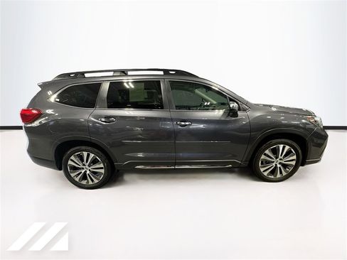 Used 2022 Subaru Ascent Touring image 4