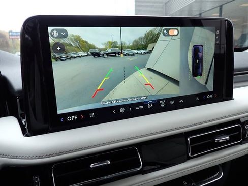 New 2026 Lincoln Aviator Premiere image 25