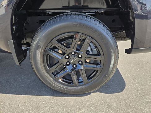 Used 2023 Chevrolet Silverado 1500 Custom RWD image 33