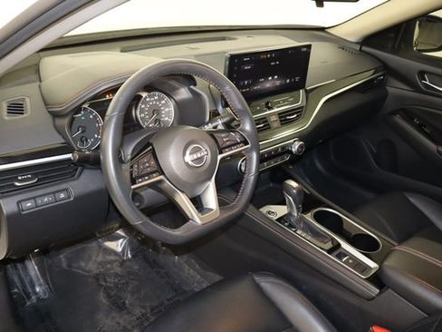 Used 2024 Nissan Altima 2.5 SR w/ SR Premium Package AWD/4WD image 24