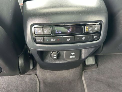 Used 2020 Hyundai Palisade Limited FWD image 16