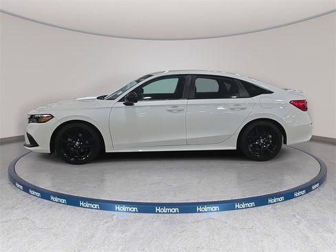 Used 2023 Honda Civic Sport image 9