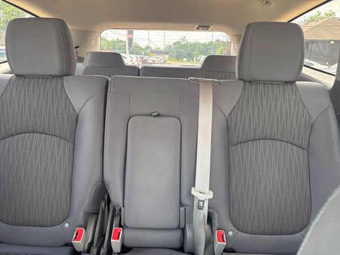 Used 2015 Chevrolet Traverse LS AWD/4WD image 23