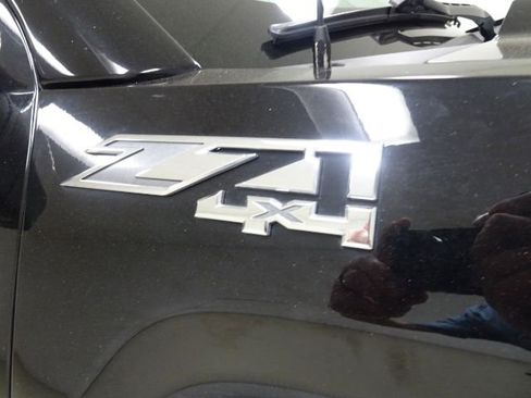 Used 2017 GMC Sierra 1500 SLT image 9