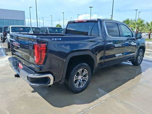 Used 2026 GMC Sierra 1500 SLT AWD/4WD image 8
