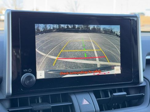 Certified 2025 Toyota RAV4 LE image 23