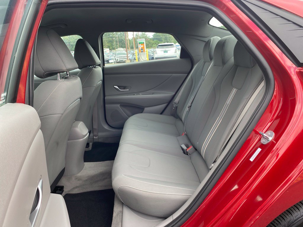 Certified 2023 Hyundai Elantra SEL w/ Cargo Package FWD image 14