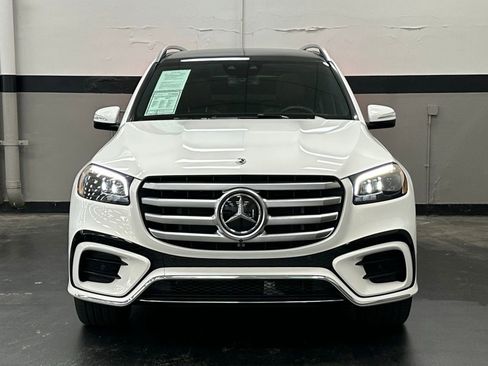 Certified 2025 Mercedes-Benz GLS 450 4MATIC image 2