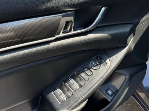 Used 2019 Honda Accord Sport image 20