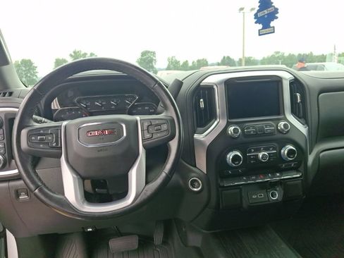 Used 2022 GMC Sierra 1500 Elevation w/ LPO, Elevation Black Package AWD/4WD image 13